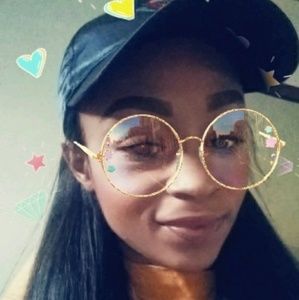 Meet your Posher, Jasmin